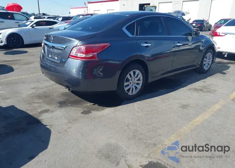 2013 Nissan Altima 2.5 from USA, damaged, VIN 1N4AL3AP0DN429954